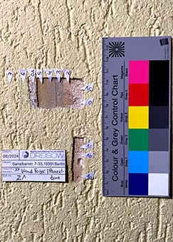 Baugeschichtliche Schichtenabfolge von Putz- und Farbschichten (Quelle: B. Dreisow)